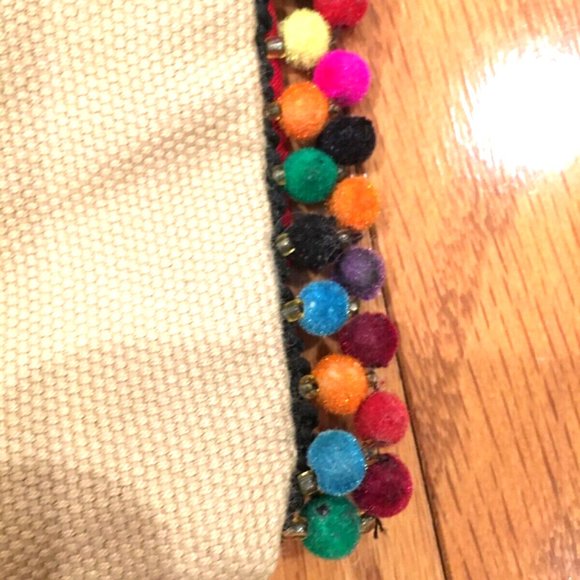 Vintage Pier 1 Embroidered 3D FLORALS Pillow Case Cover 18" x 12" - Picture 7 of 10